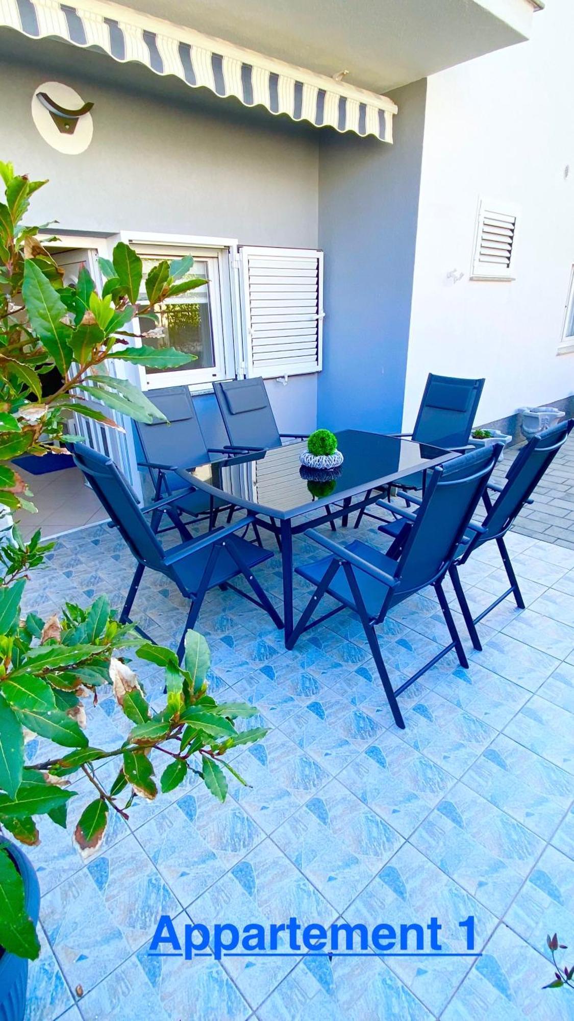 Croadriatic Appartements Vir Exterior foto
